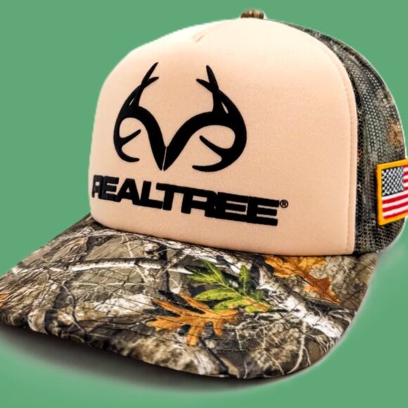 Realtree Camo / Beige 5 Panel Snapback Cap LARGE LOGO - Picture 6 of 6